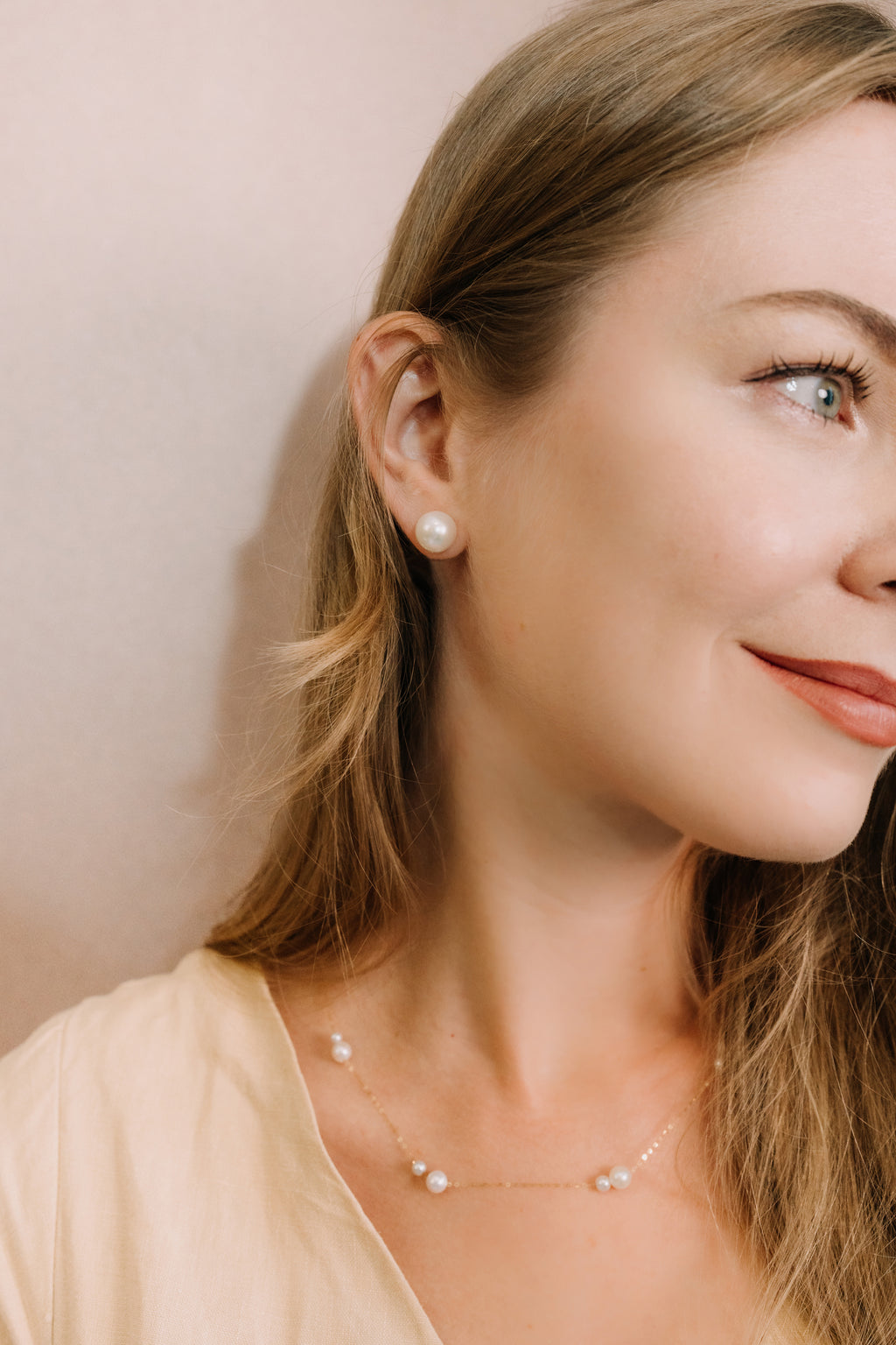 Fresh Water Pearl 18K Studs