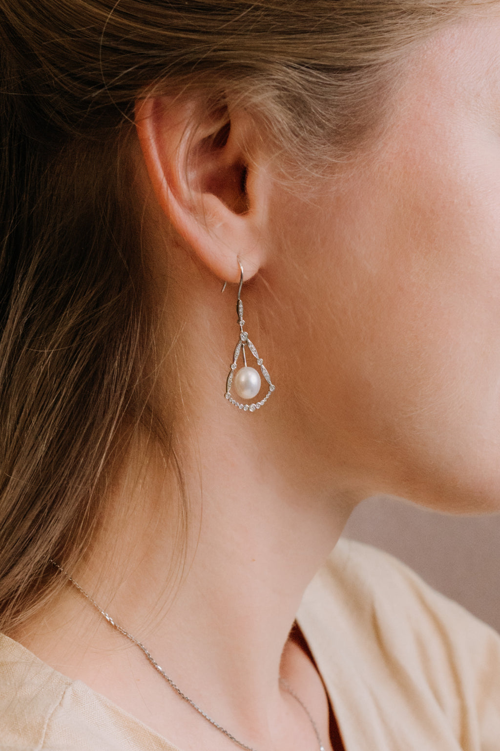 Festoon | Pearl Earrings