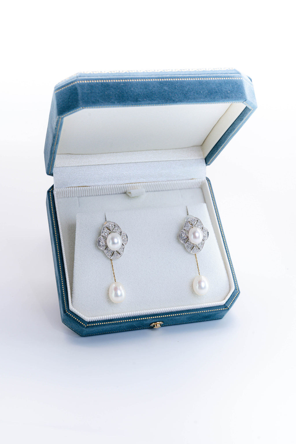 Flower of Life | Pearls Diamond Earrings with Pearl Jacket