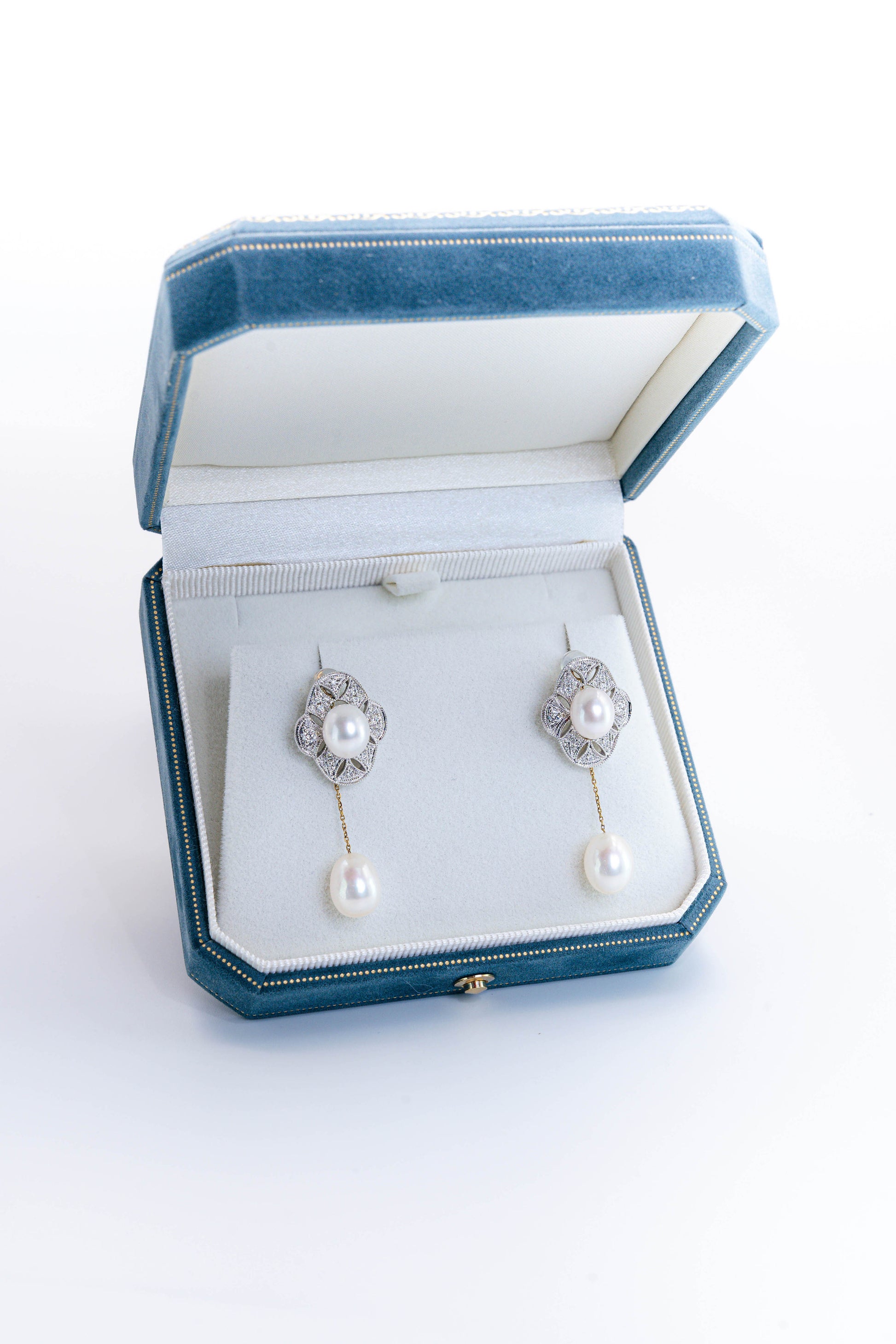 Flower of Life | Pearls Diamond Earrings with Pearl Jacket
